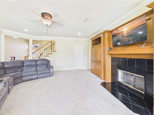 5009 NE Haddington PL, Lawton, OK 73501