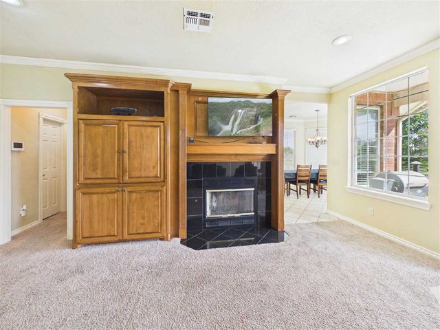 5009 NE Haddington PL, Lawton, OK 73501