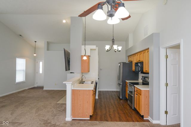 1222 Estuary Drive, Indianapolis, IN 46217