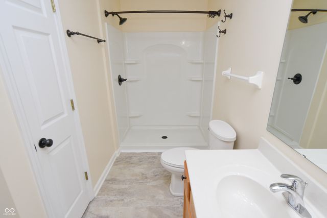 1222 Estuary Drive, Indianapolis, IN 46217