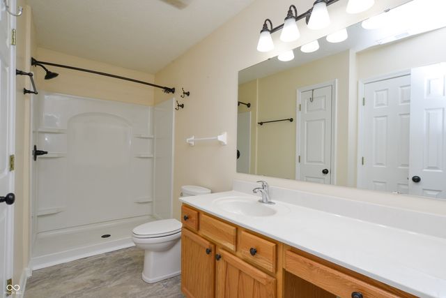 1222 Estuary Drive, Indianapolis, IN 46217