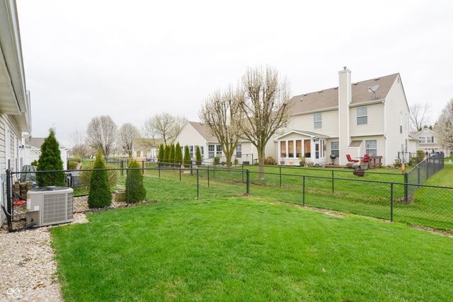 1222 Estuary Drive, Indianapolis, IN 46217