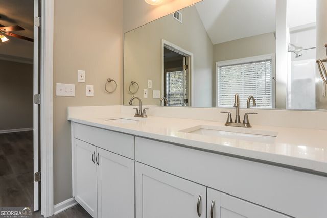 5382 Winding Glen Drive, Lithonia, GA 30038