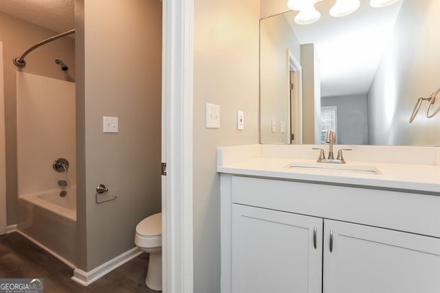 5382 Winding Glen Drive, Lithonia, GA 30038