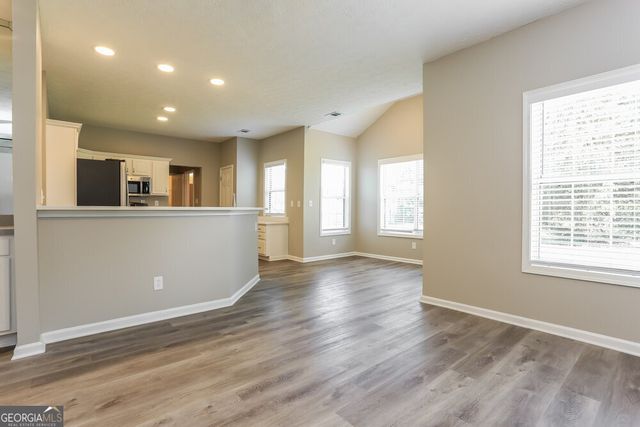 5382 Winding Glen Drive, Lithonia, GA 30038