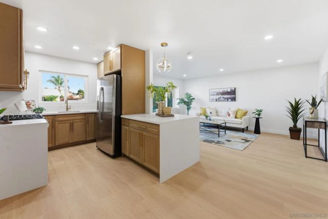 10134 Woodrose, Santee, CA 92071