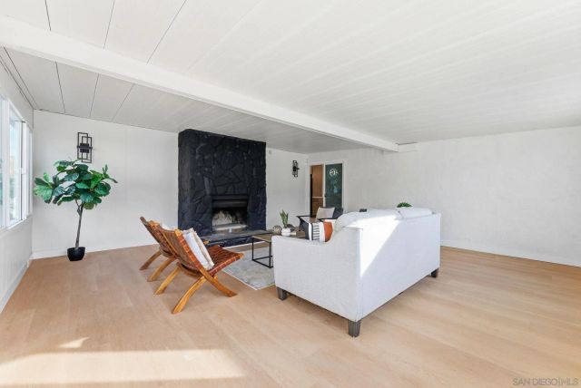 10134 Woodrose, Santee, CA 92071