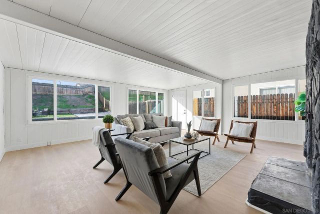 10134 Woodrose, Santee, CA 92071