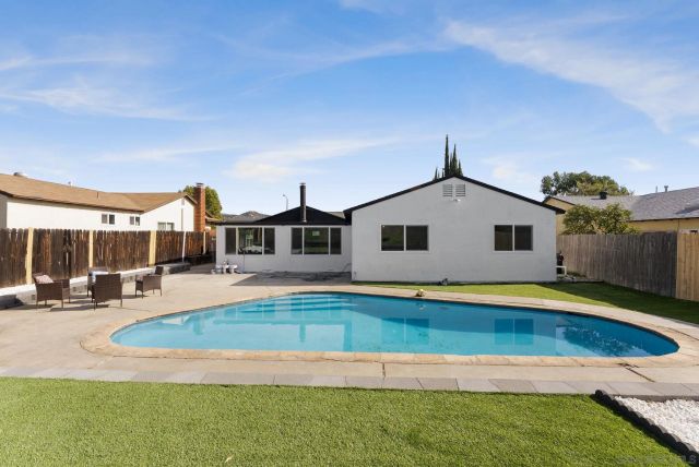 10134 Woodrose, Santee, CA 92071