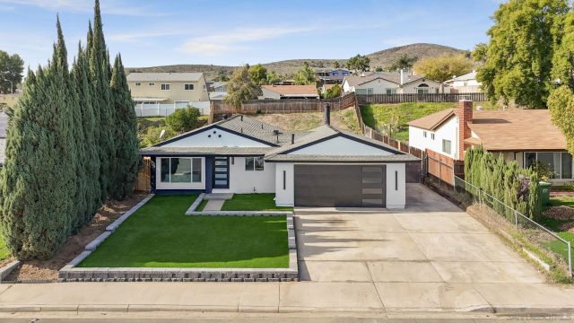 10134 Woodrose, Santee, CA 92071