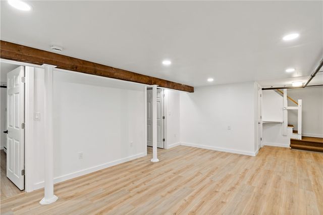3 Ruth Street, Middletown, RI 02842