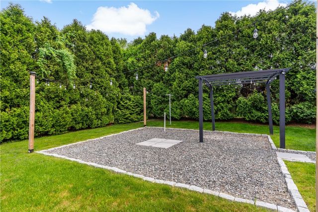 3 Ruth Street, Middletown, RI 02842