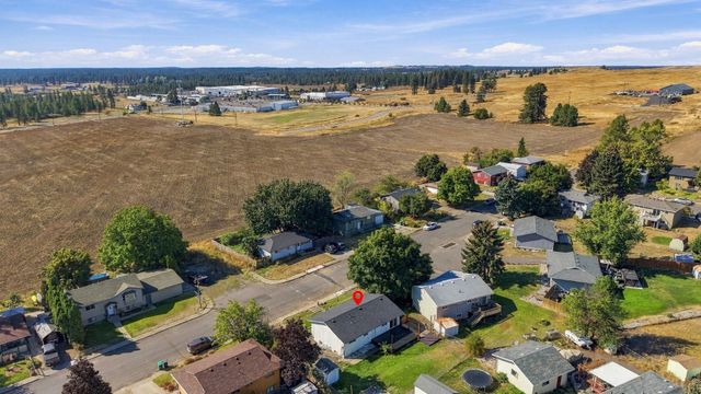 1234 Pineview St, Cheney, WA 99004