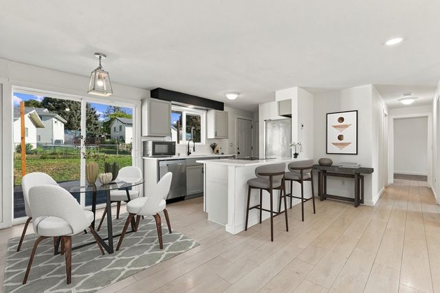 1234 Pineview St, Cheney, WA 99004