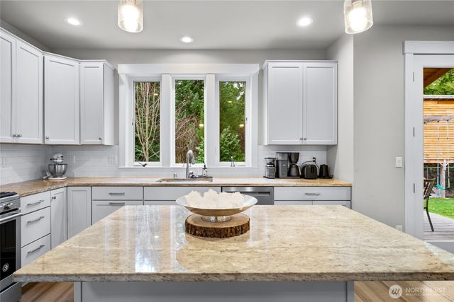 4708 Cypress Drive, Anacortes, WA 98221