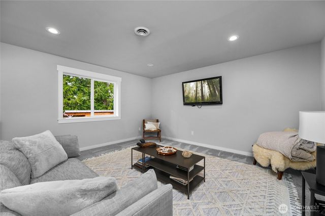 4708 Cypress Drive, Anacortes, WA 98221