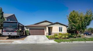 2111 N Rinaldi Court, Visalia, CA 93291