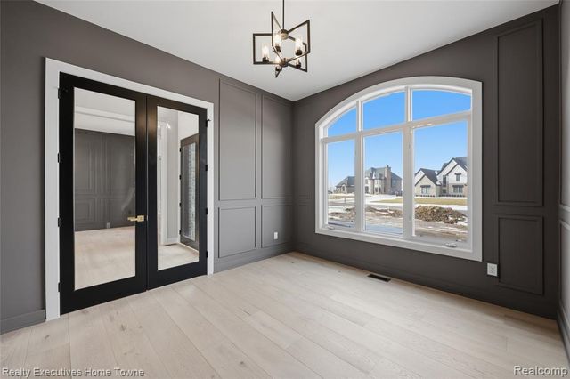 67748 Overlook Trail, Washington, MI 48095