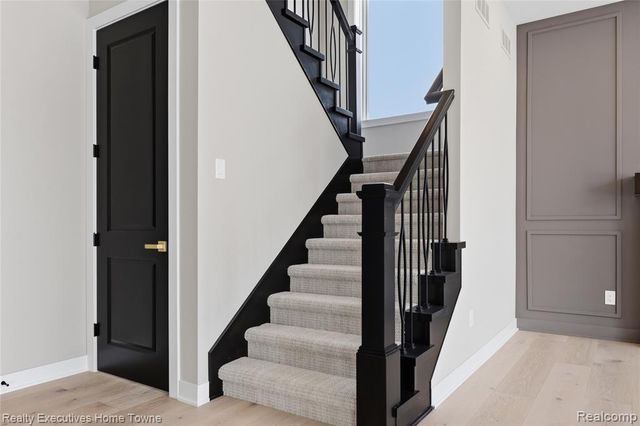 67748 Overlook Trail, Washington, MI 48095