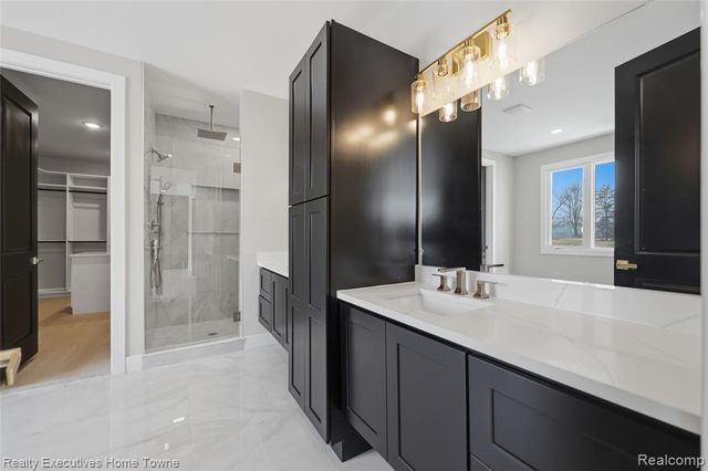 67748 Overlook Trail, Washington, MI 48095