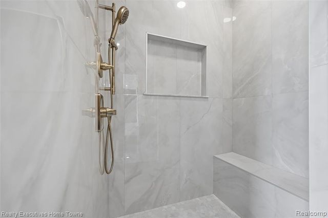 67748 Overlook Trail, Washington, MI 48095