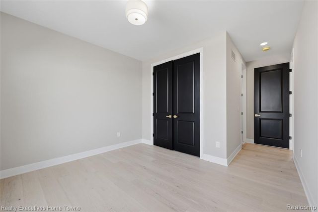 67748 Overlook Trail, Washington, MI 48095