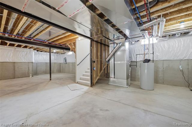 67748 Overlook Trail, Washington, MI 48095