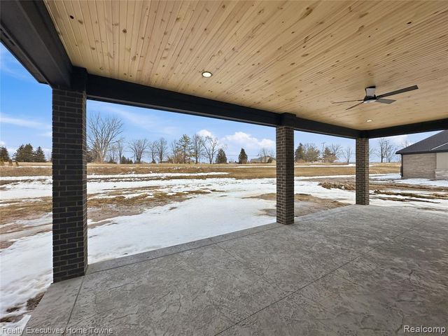 67748 Overlook Trail, Washington, MI 48095