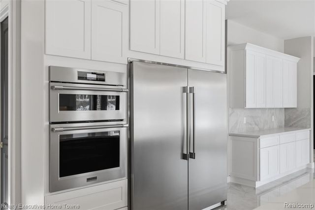 67748 Overlook Trail, Washington, MI 48095