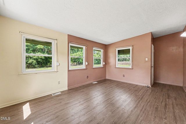 7025 Ryan Street, Fayetteville, NC 28314