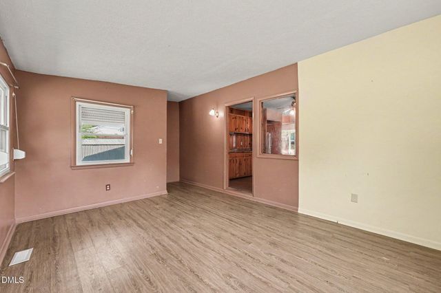 7025 Ryan Street, Fayetteville, NC 28314