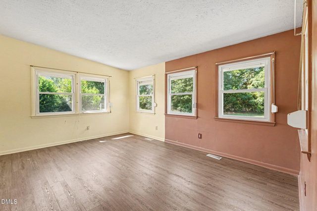 7025 Ryan Street, Fayetteville, NC 28314