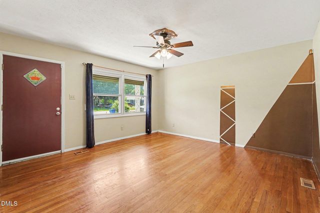 7025 Ryan Street, Fayetteville, NC 28314
