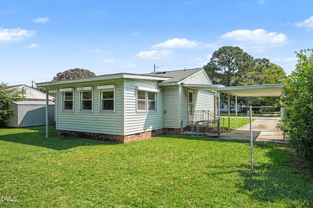 7025 Ryan Street, Fayetteville, NC 28314