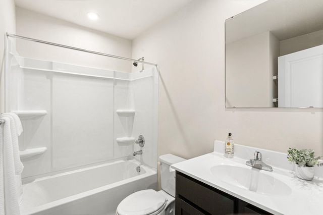 7 F PARSONS BLVD, Edgewater Park Twp, NJ 08010