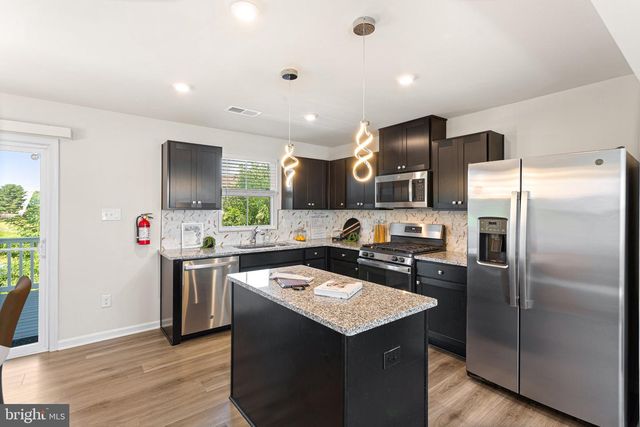 7 F PARSONS BLVD, Edgewater Park Twp, NJ 08010