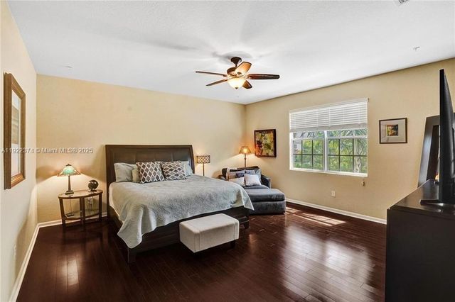 256 SW 6th Ct, Pompano Beach, FL 33060