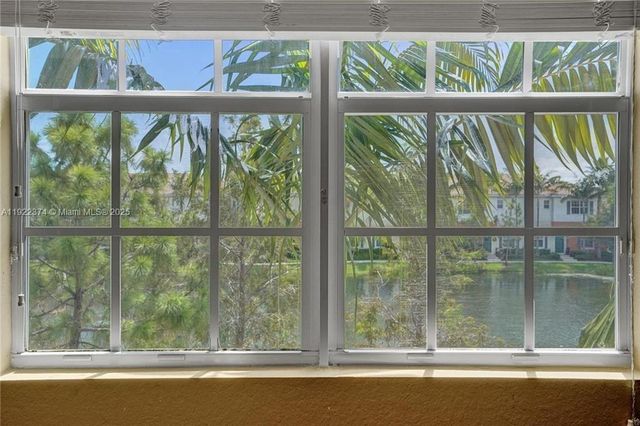 256 SW 6th Ct, Pompano Beach, FL 33060