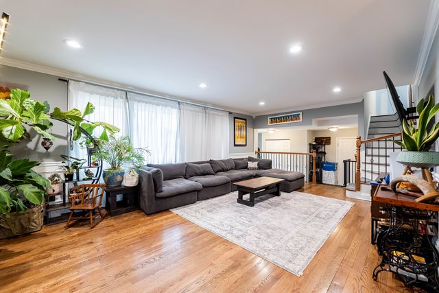 17742 Larkspur Lane, Homewood, IL 60430