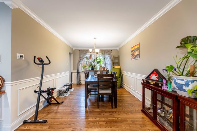 17742 Larkspur Lane, Homewood, IL 60430