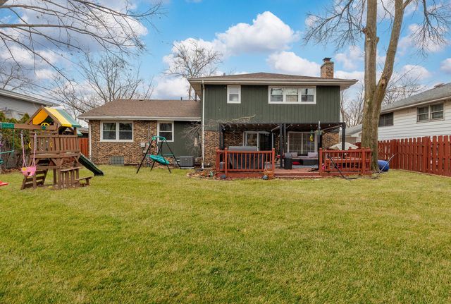 17742 Larkspur Lane, Homewood, IL 60430