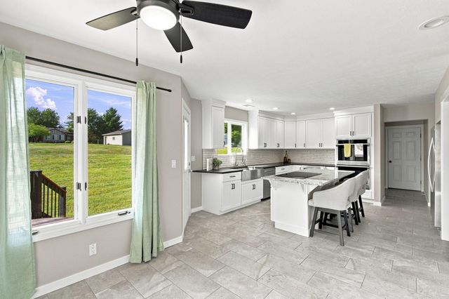 1404 Cody Road, Nixa, MO 65714