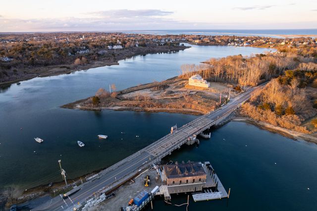 157 Bridge Street, Chatham, MA 02633