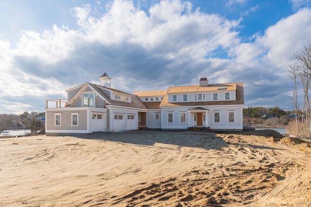 157 Bridge Street, Chatham, MA 02633