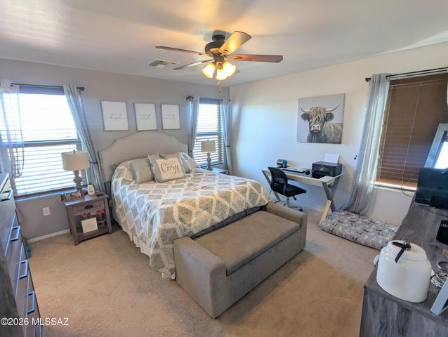 724 W Calle Capotasto, Sahuarita, AZ 85629