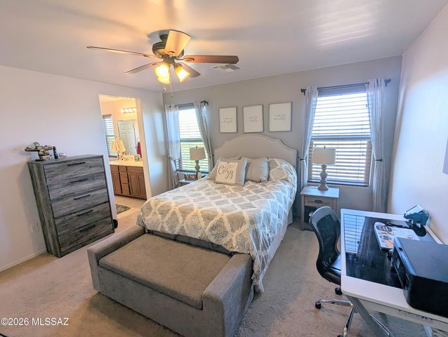 724 W Calle Capotasto, Sahuarita, AZ 85629