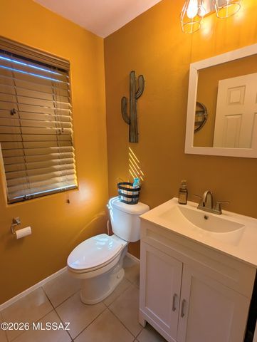 724 W Calle Capotasto, Sahuarita, AZ 85629