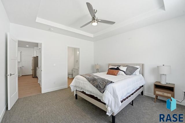 9201 W Ark Pl Place, Sioux Falls, SD 57106