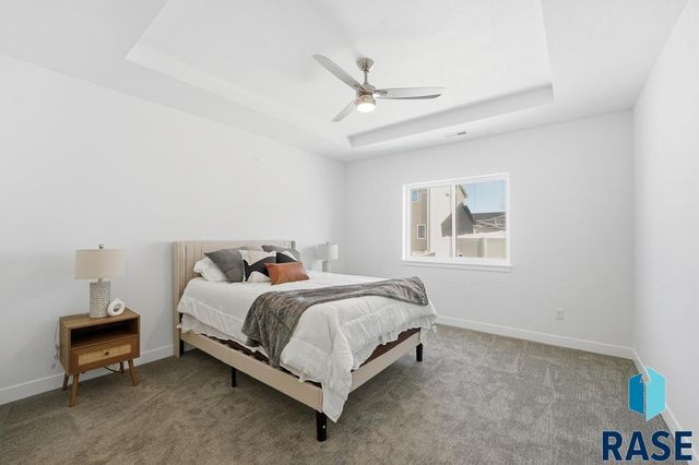 9201 W Ark Pl Place, Sioux Falls, SD 57106