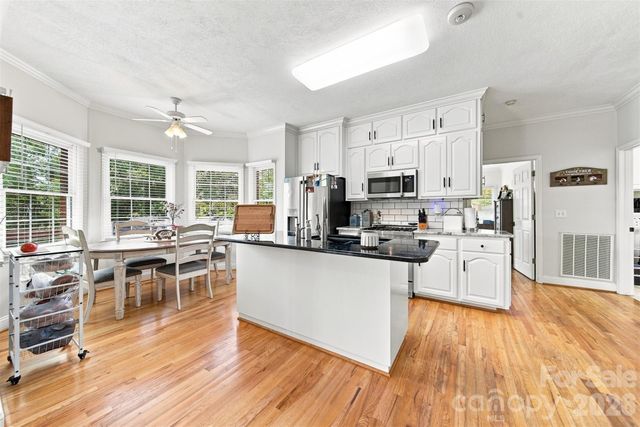1338 Willow Creek Drive, Newton, NC 28658
